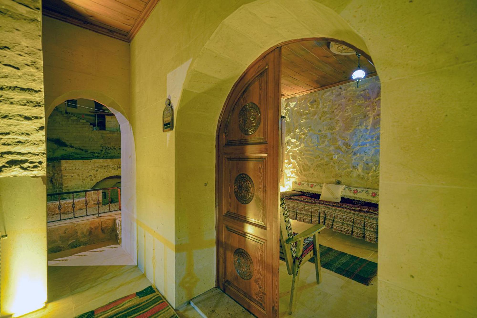 Babili Cappadocia Cave Hotel Nevşehir Bagian luar foto