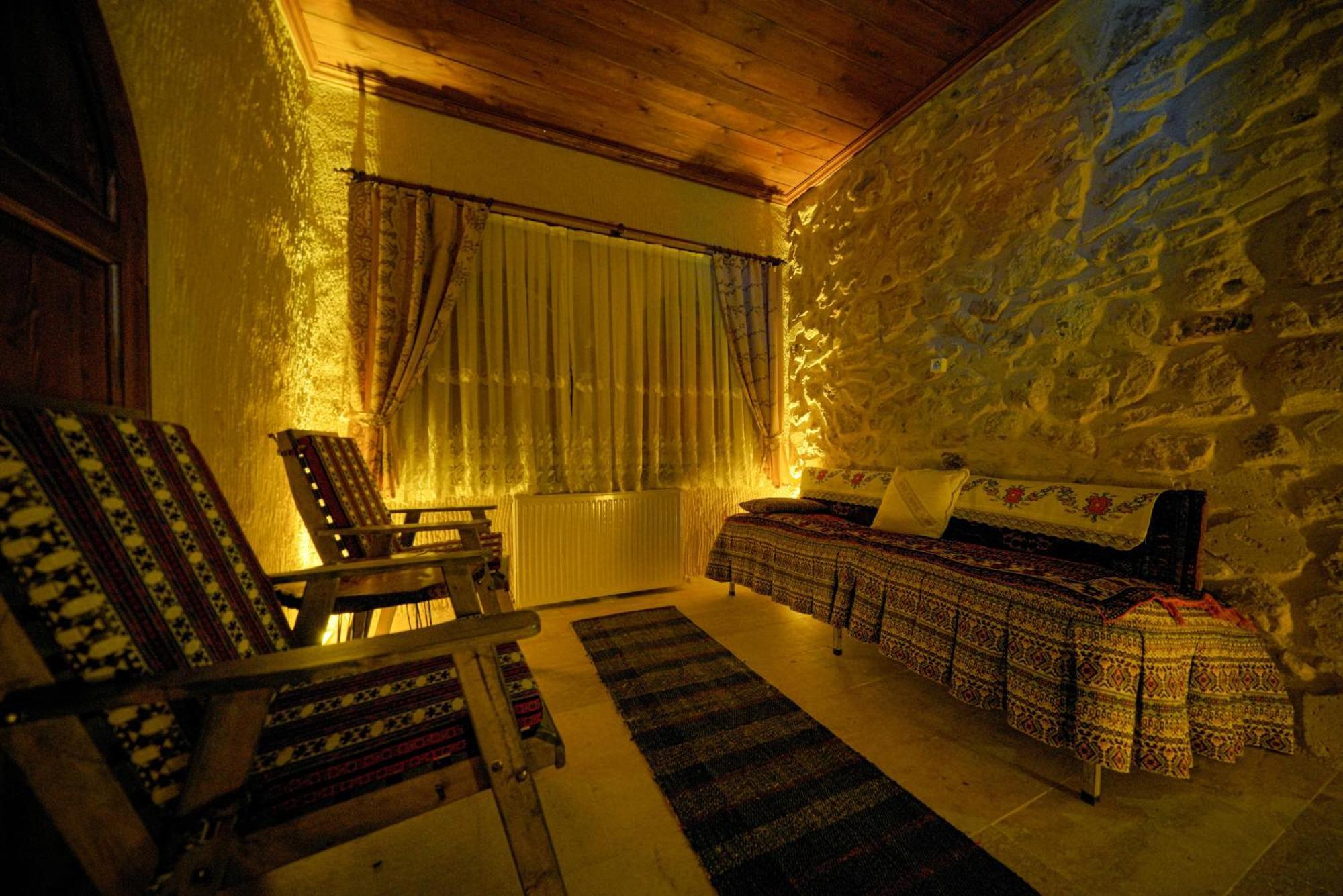 Babili Cappadocia Cave Hotel Nevşehir Bagian luar foto
