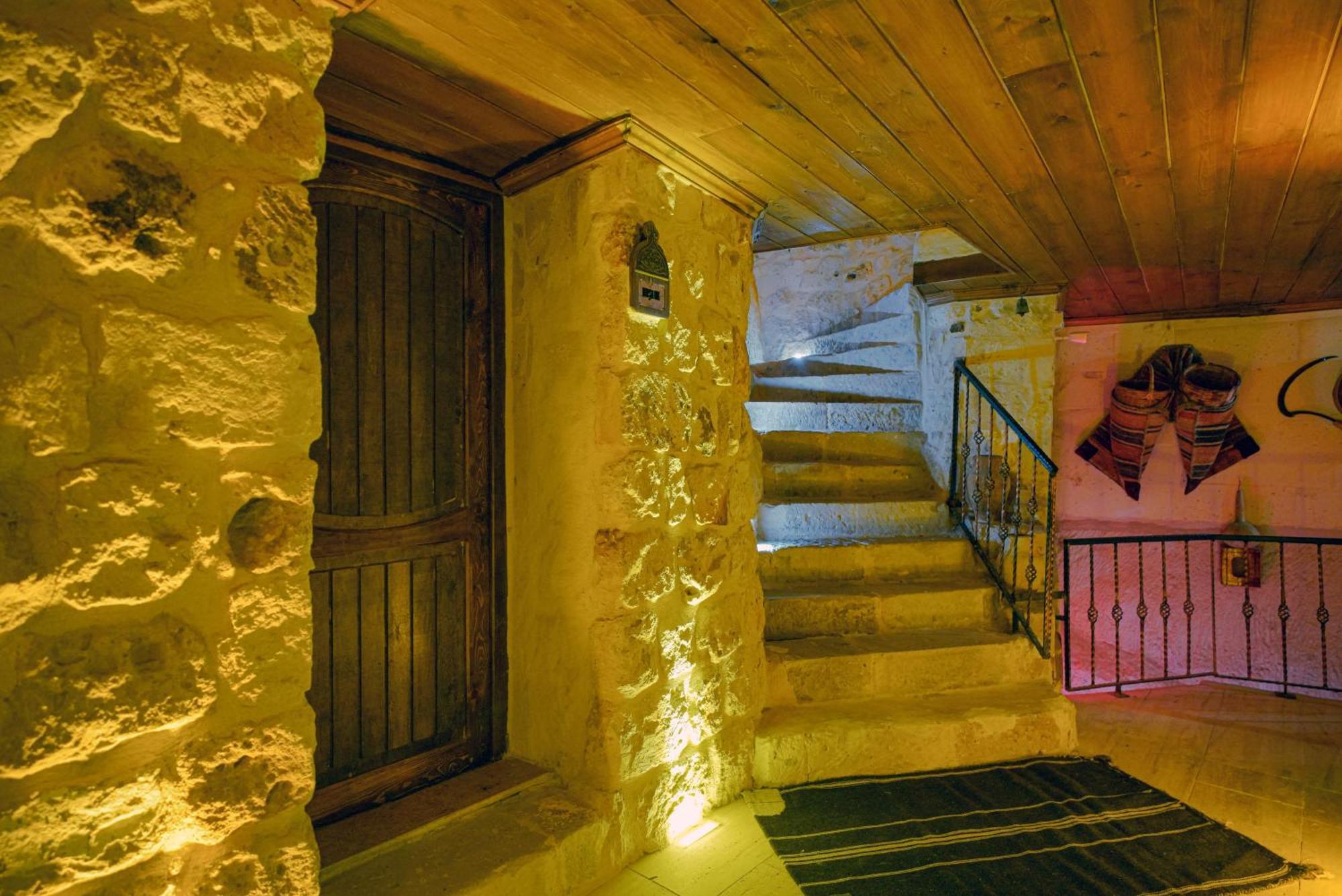Babili Cappadocia Cave Hotel Nevşehir Bagian luar foto