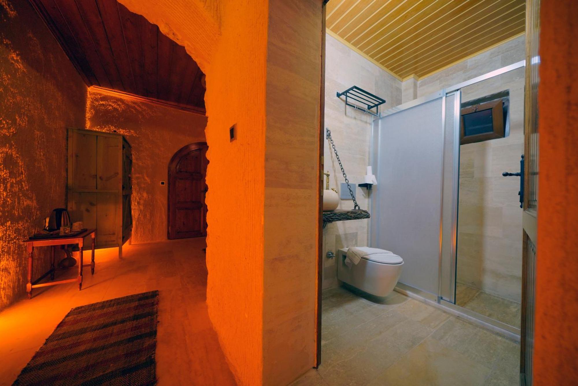 Babili Cappadocia Cave Hotel Nevşehir Bagian luar foto
